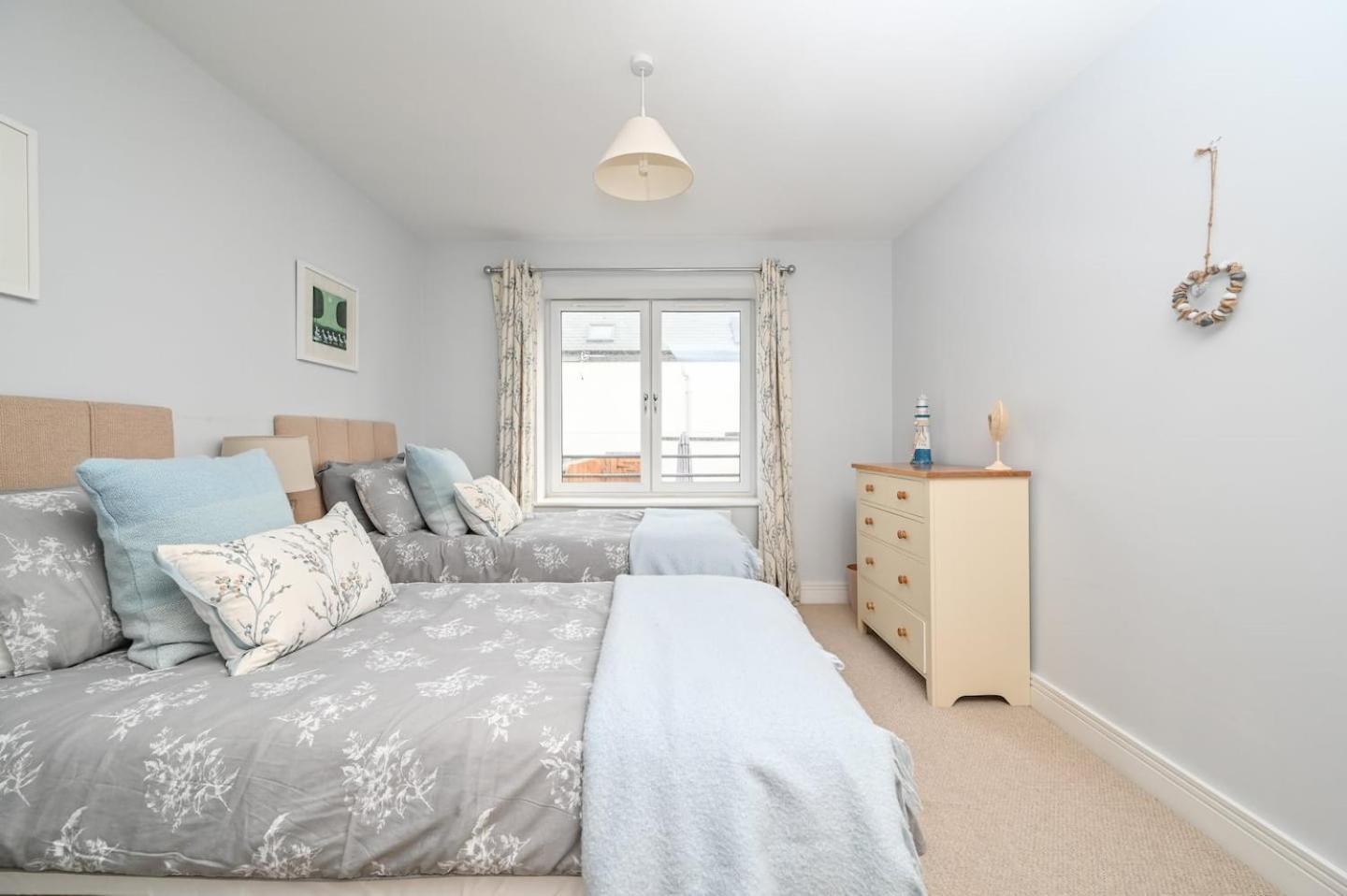 Luxury 3-Bed House, Beach 300M, Sleeps 6, Parking New Quay Exterior foto