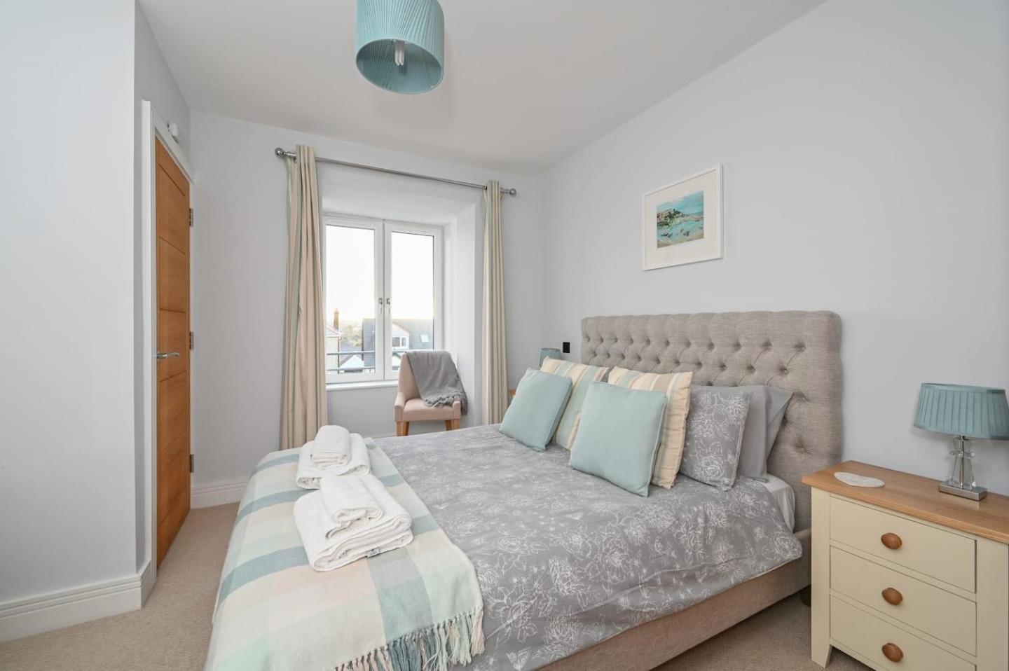 Luxury 3-Bed House, Beach 300M, Sleeps 6, Parking New Quay Exterior foto