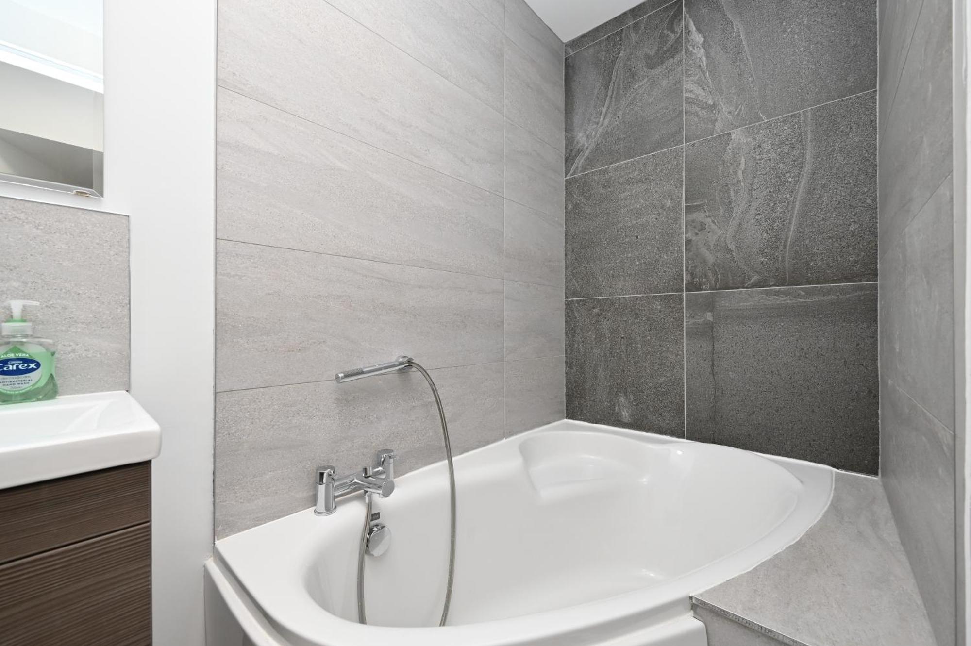 Luxury 3-Bed House, Beach 300M, Sleeps 6, Parking New Quay Exterior foto